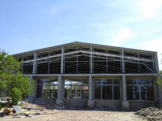 Final construction stages of space frame in Crangas, Bucharest